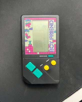 Console GameBoy "Boy Friend" by GEGU - Tetris