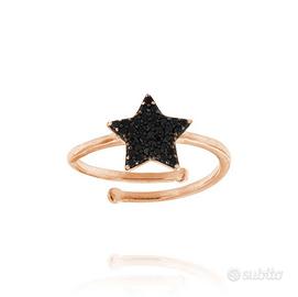 Anello stella con zirconi neri