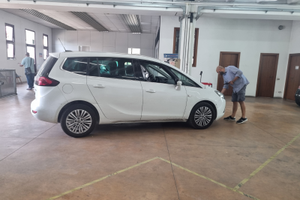 Opel Zafira Tourer 1.6 turbo metano