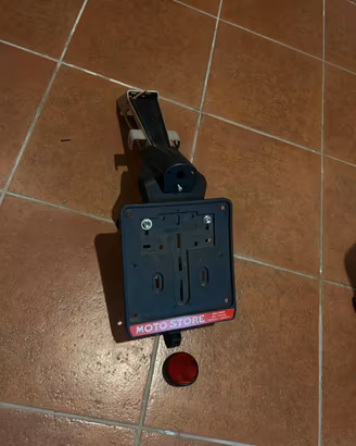 Codino Porta Targa ORIGINALE Keeway RKF 125