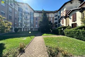 Appartamento di 110 m² con 4 locali e box auto dop
