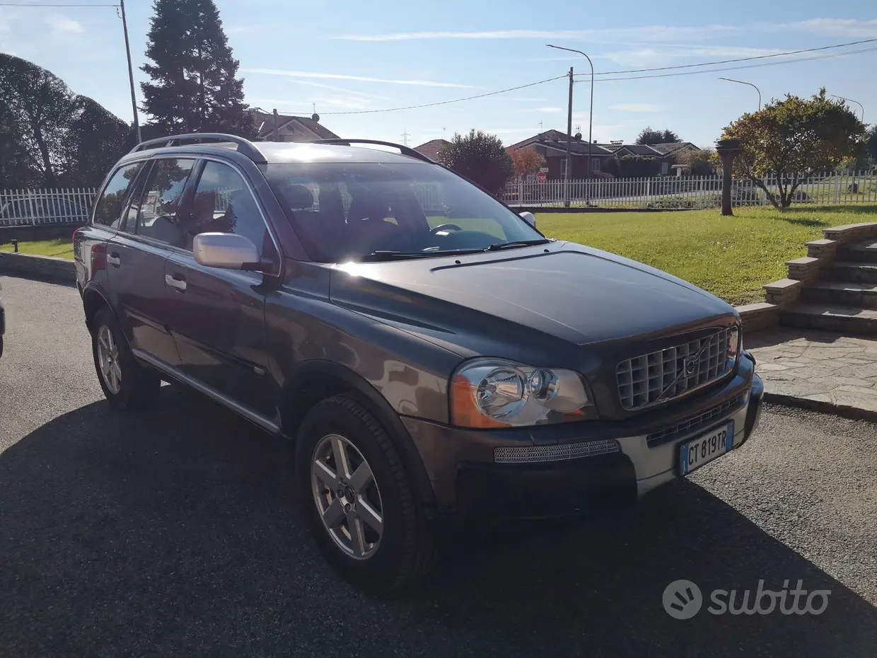 Volvo XC90 (2003-2014)