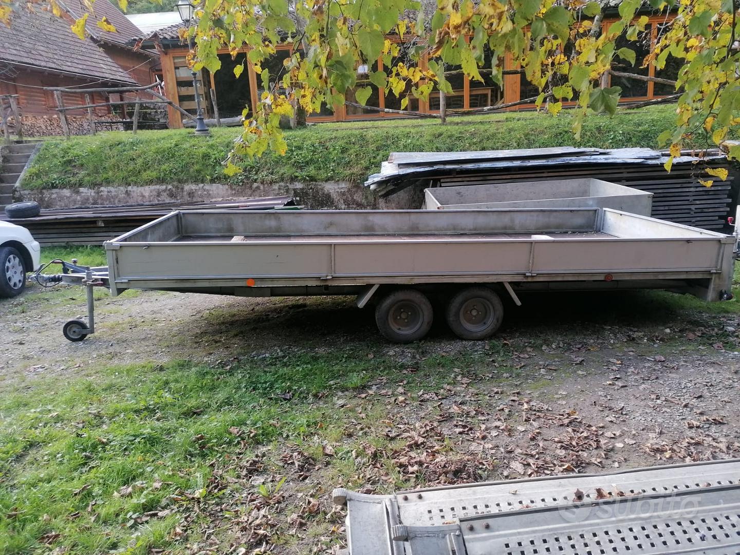 Portachiavi Rimorchio Camper Route 66 – Ciondolo Metallico Con Lanterna – Regalo Campeggio
