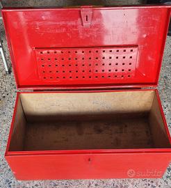 contenitore utensili