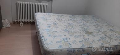 Materasso matrimoniale e rete a doghe eminflex