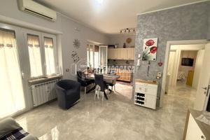 LUMINOSO TRILOCALE CON TERRAZZO E ASCENSORE