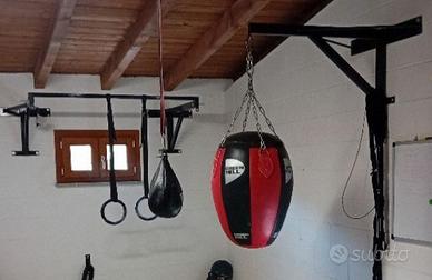 SACCHI DA BOXE + SUPPORTI E SBARRA TRAZIONi