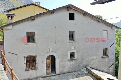 Rustico/Casale/Corte Careggine [Cod.UG424DVVRG]