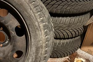 4 gomme invernali + cerchi 205/55/26