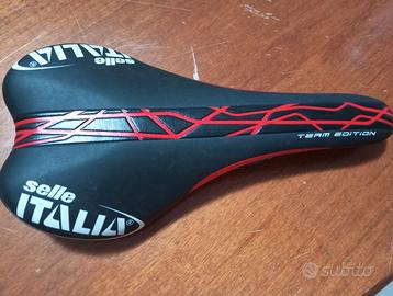 Sellino Selle Italia Team Edition full carbon