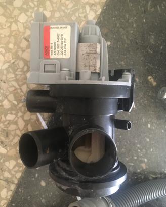 Pompa acqua lavatrice Ariston AVTL109