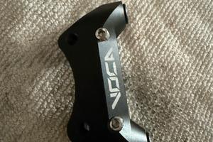 Supporto pinza 4 pistoni Minarelli