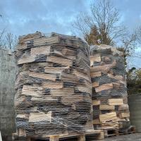 Bancali di legna da ardere