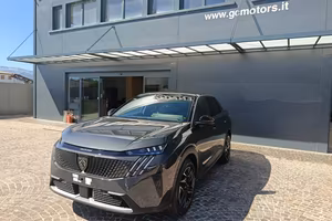 PEUGEOT 3008 Hybrid 145 e-DCS6 GT