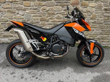 KTM 690 Duke (2007 - 09) usata a Cortemilia