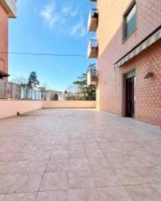 Ampio appartamento al BORGO RODI