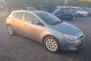 Opel Astra 1.7 CDTI 110CV 5 porte Cosmo