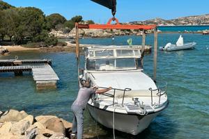 Cicala bertinetti 25 barca a motore