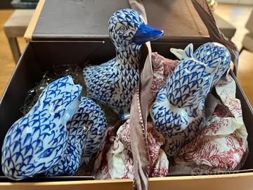 statuette in porcellana