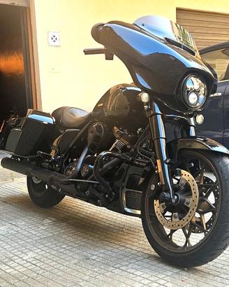 HARLEY DAVIDSON STREET GLIDE ST