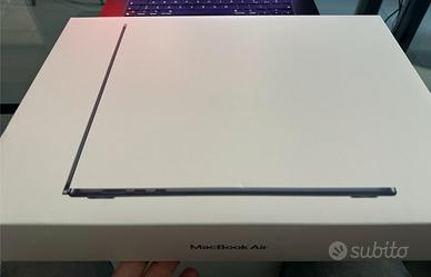 MacBook Air M3 15" - 2024