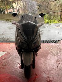 Kymco X-Town City (CT) 300 grigio accessoriato