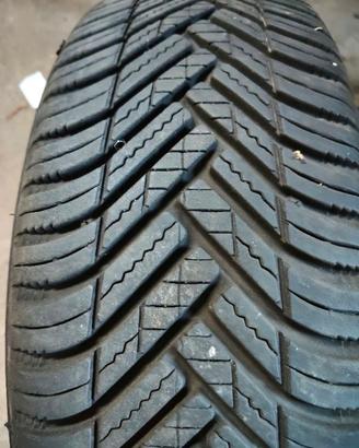 gomme 4 stagioni 185/55/15 con relativi cerchi