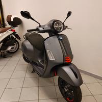 Vespa GTS 125 Super Sport E5+ 2025 IN PRONTA CONSE