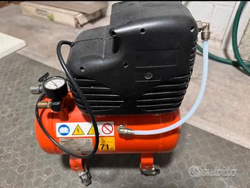 Mini compressore pari al nuovo