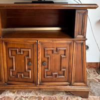 Credenza