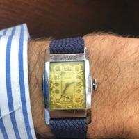 Orologio  tank stile militare