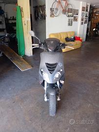 piaggio nrg Power 