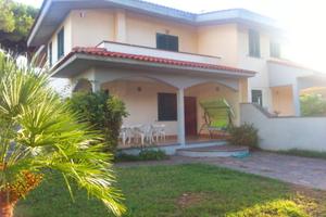 Villa indipendente, in elegante zona verde