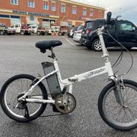 Bici elettrica Genio 200w motore nuovo