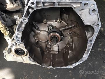 Cambio Dacia Duster 1.6 16v bz del 2016