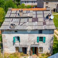 RUSTICO A BOSCO CHIESANUOVA