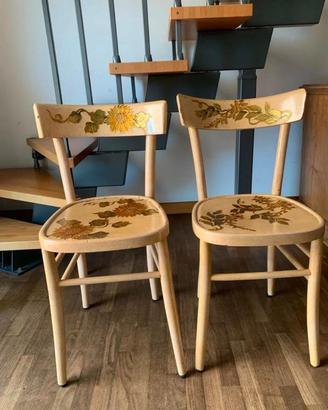 Sedie di legno, modello italia, decorazione unica