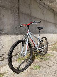 MTB 24" Invader – Cambio Shimano 6v