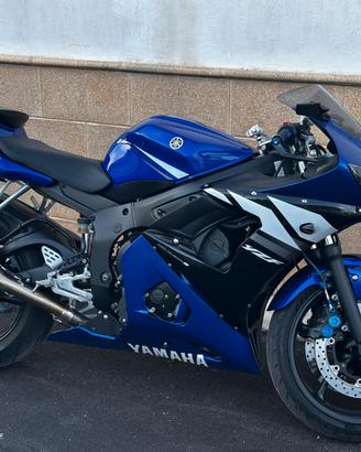Yamaha R6