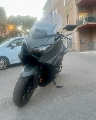 T max 560