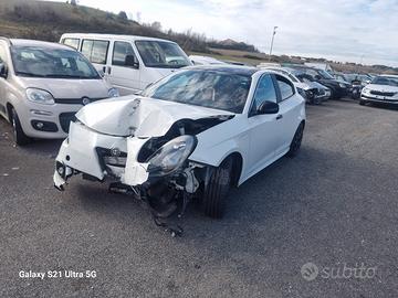 ALFA ROMEO GIULIETTA QUADRIFOGLIO VERDE 177 KW 