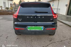 Volvo XC40  T2