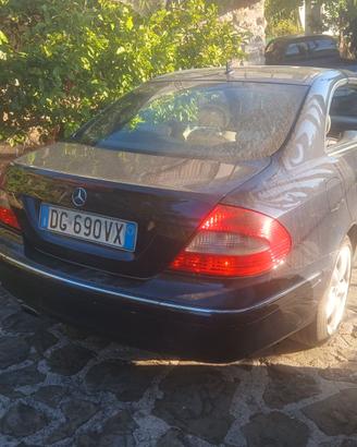 Mercdes CLK 220 cdi Avantgarde