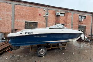 Motoscafo Monterey Montura 218 LS