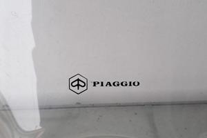 PARABREZZA ORIGINALE PIAGGIO  per Vespa  GTS 125 /