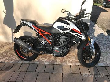 KTM Duke 125