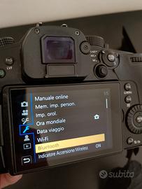 Panasonic Lumix Gh5 mirrorless camera + obiettivo
