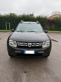 Dacia Duster 1.6 GPL - NEOP. - NAV. - 12 MESI DI G