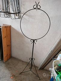 Piedistallo per gabbia uccelli