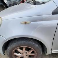 TOYOTA YARIS 2000 - PARAFANGO SINISTRO